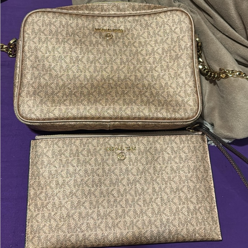 Michael Kors purse and matching wallet hand bag
